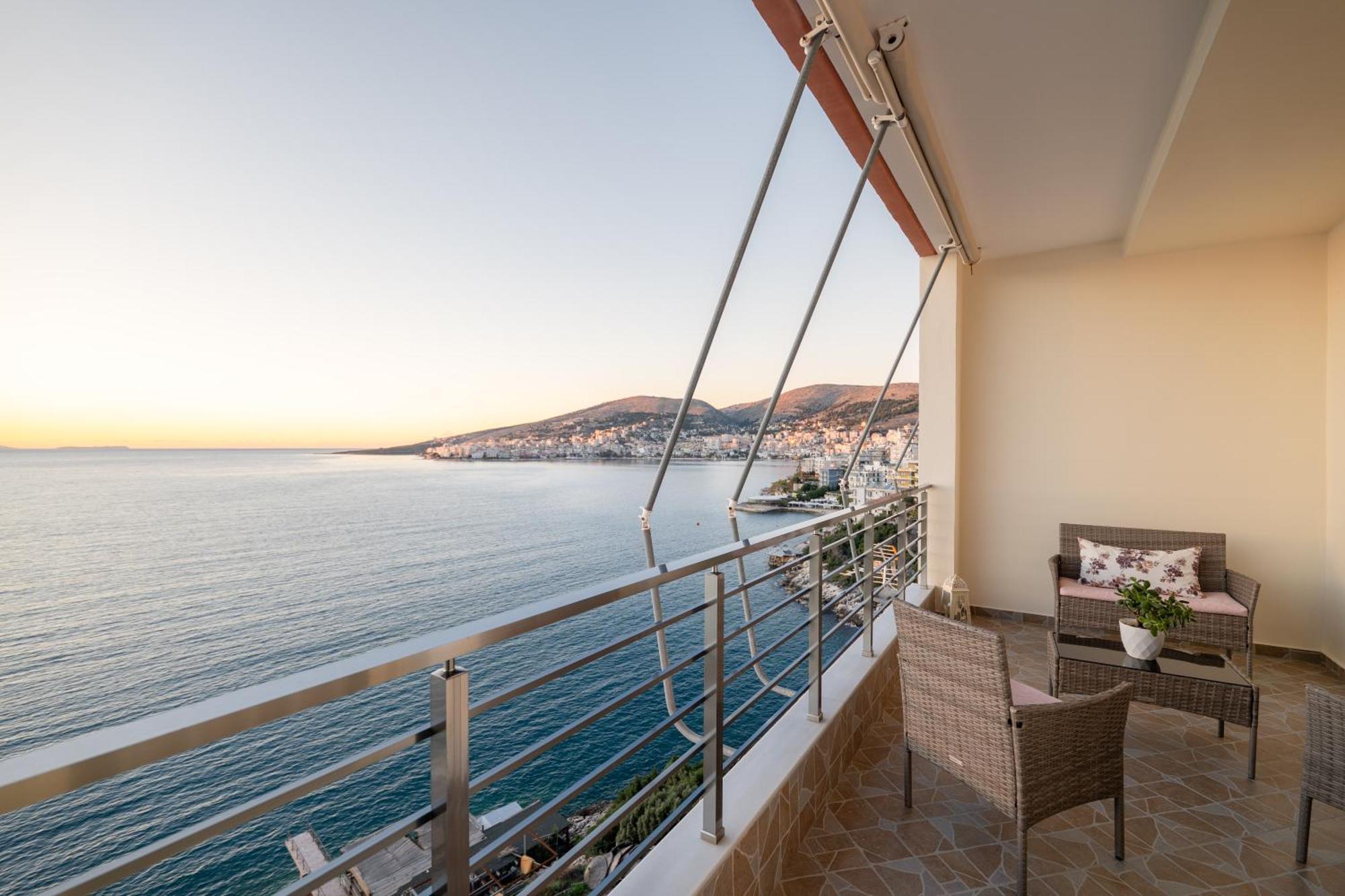 Cavo Paradise Sarandë Exteriör bild